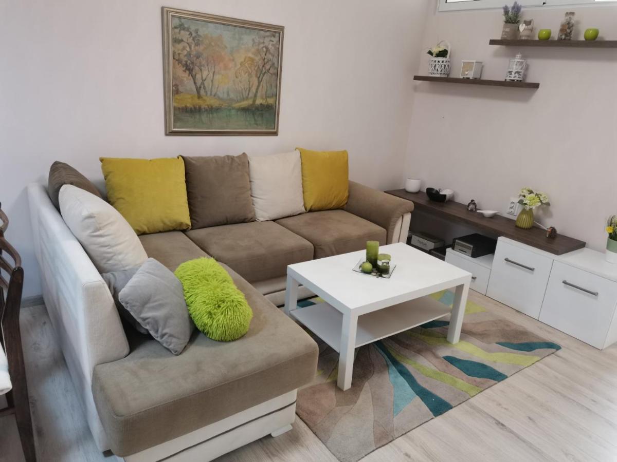 Markoni Apartment Сливен Екстериор снимка